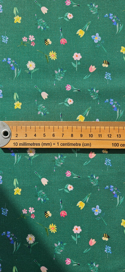Lewis & Irene Cotton Fabric -Flower Market Collection – Posy Leaf
