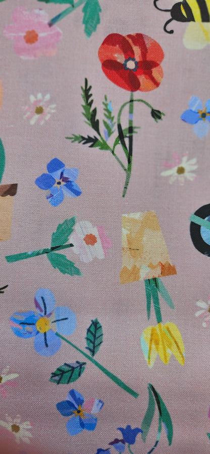 Lewis & Irene Cotton Fabric - Flower Market Collection Flower Market Blossom