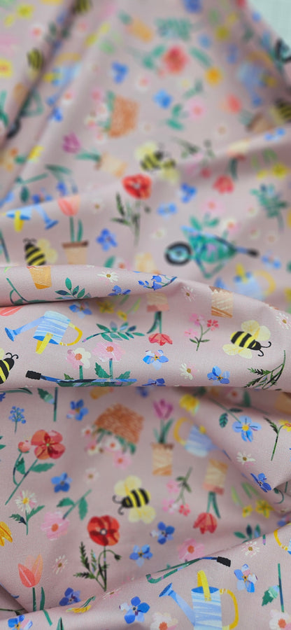 Lewis & Irene Cotton Fabric - Flower Market Collection Flower Market Blossom