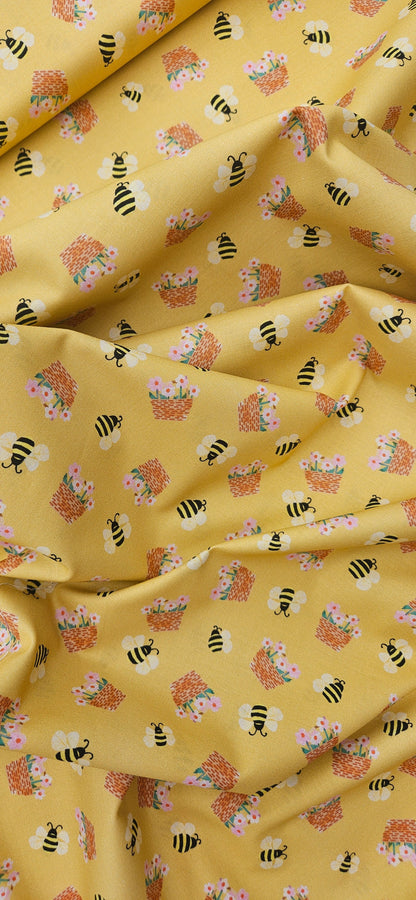 Lewis & Irene Cotton Fabric - Flower Market Collection - Flower Baskets Honey