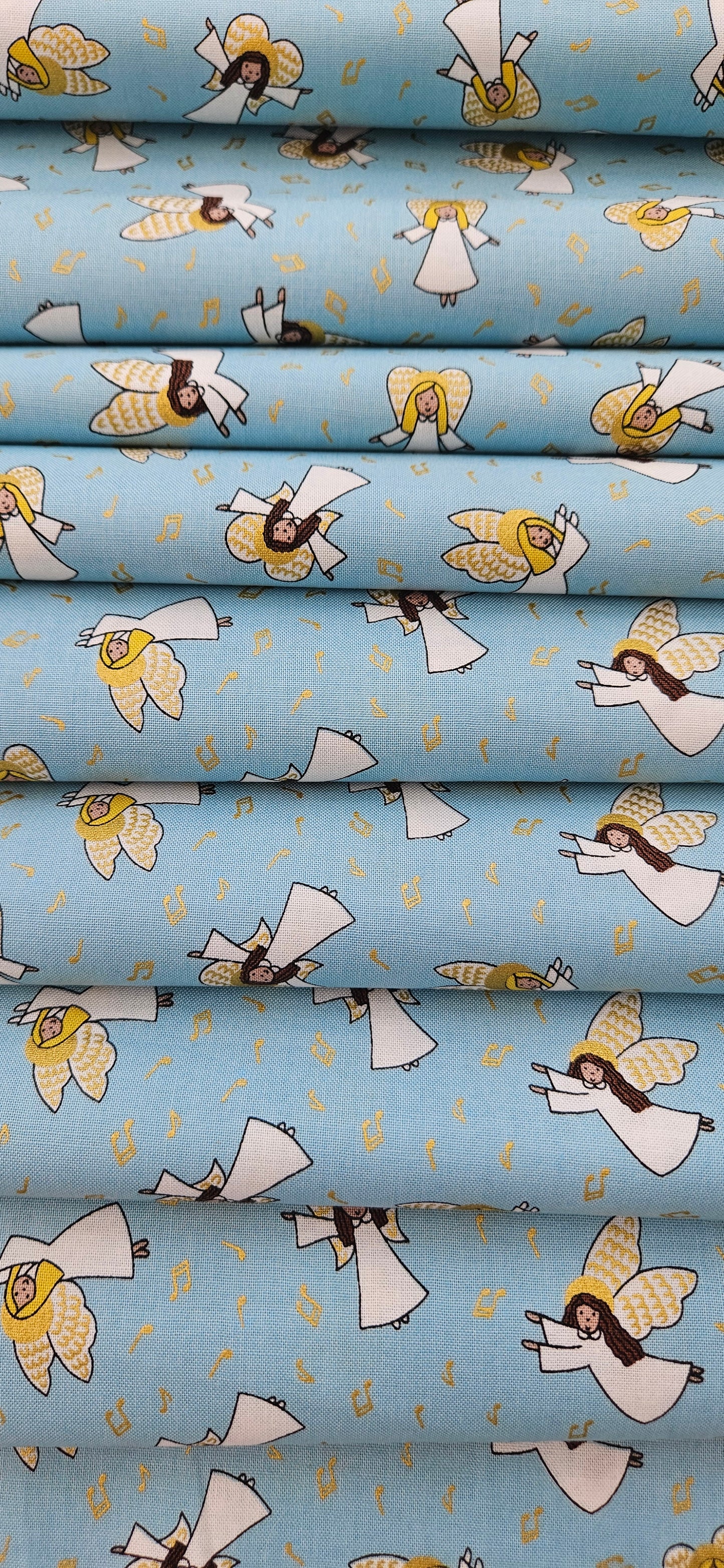 Lewis & Irene - Celestial Blue with Gold MetallicLewis & Irene Away in a Manger Celestial Blue with Gold Metallic Cotton Fabric | 100% Premium Christmas Quilting Fabric