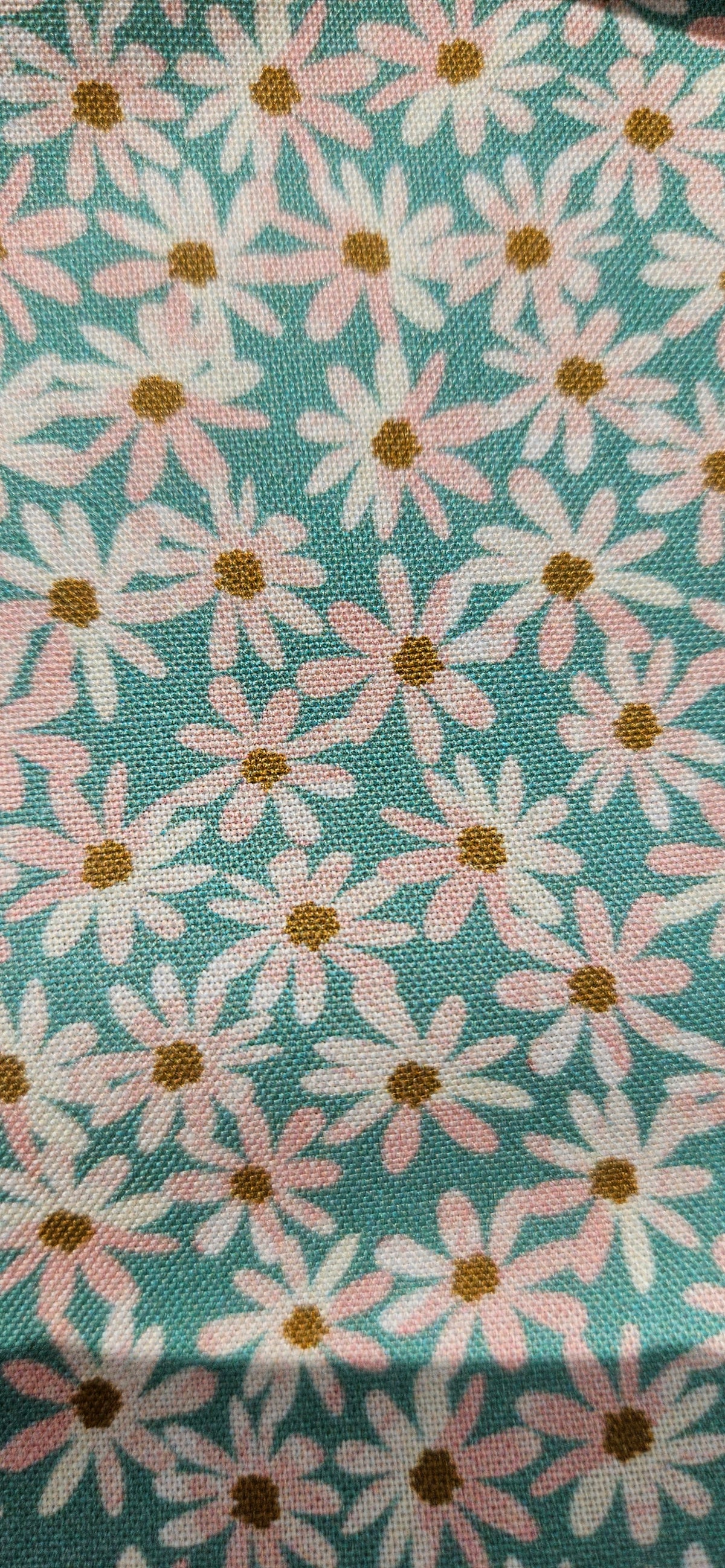 Lewis & Irene Cotton Fabric - Flower Market Collection - Daisy Chain Mint
