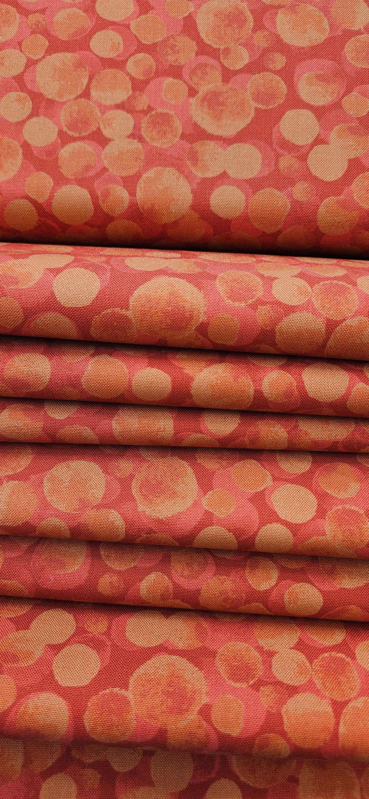 Lewis & Irene Bumbleberries Red Rust premium quilting cotton blender fabric in warm red and rust tones.