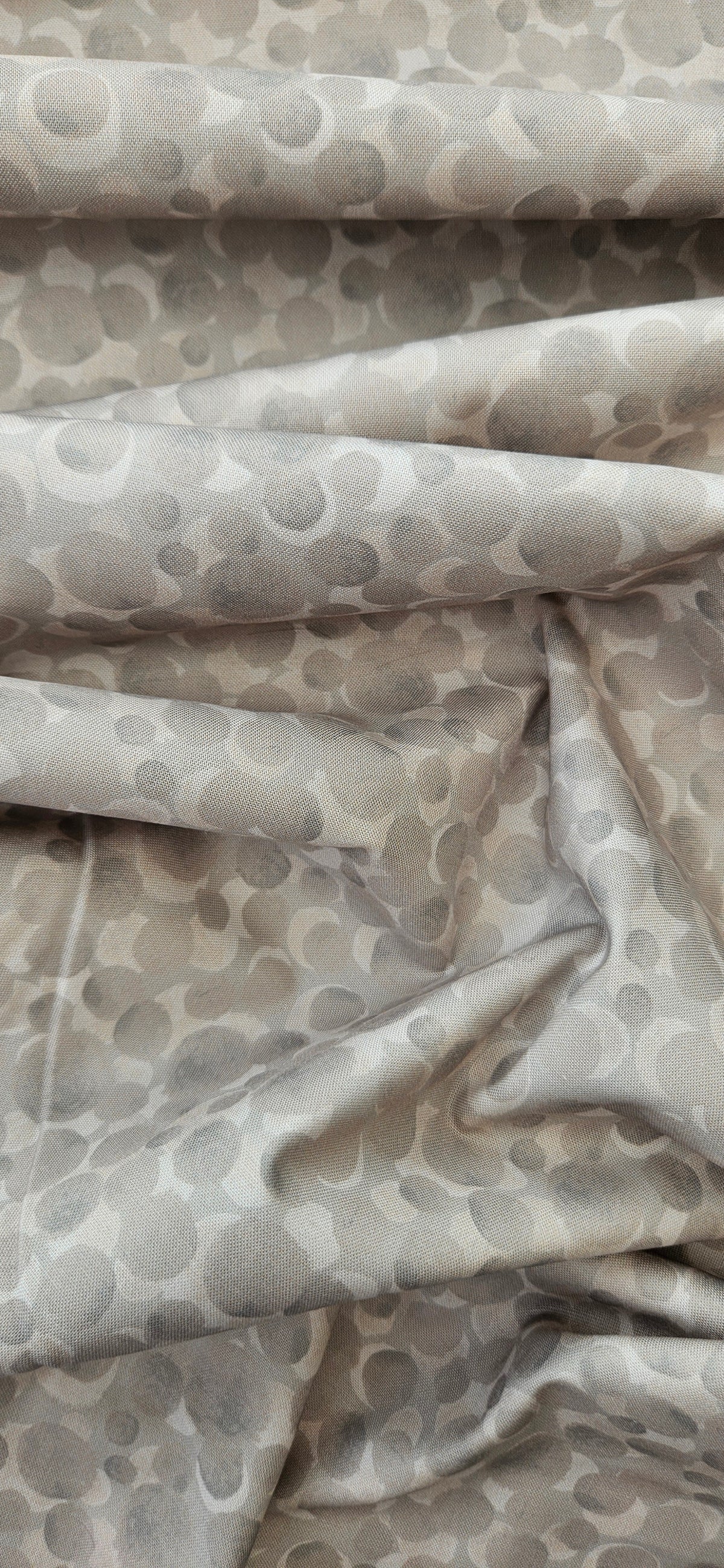 Lewis & Irene Bumbleberries Latte premium quilting cotton blender fabric in warm neutral tones.