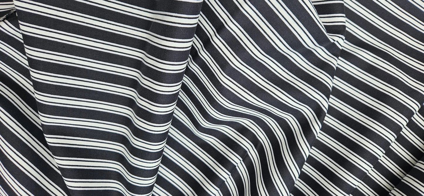 Lewis & Irene Transylvania Glow Collection – 5 Fabric Bundle | Halloween Cotton Fabric Pack