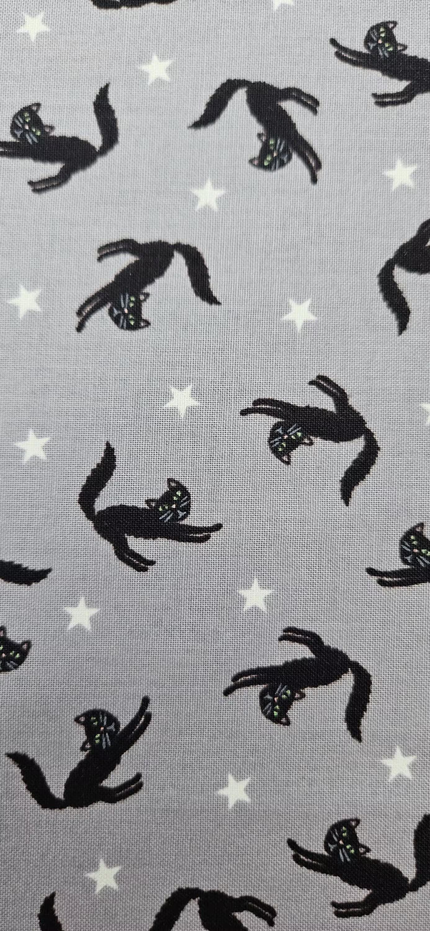 Lewis & Irene Scaredy Cats Glow Cotton Fabric – Grey Halloween Cat Print | Transylvania Glow Collection