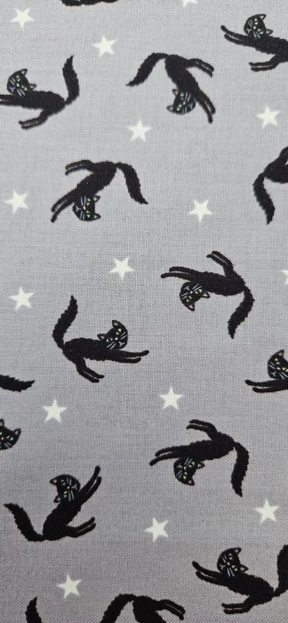 Lewis & Irene Scaredy Cats Glow Cotton Fabric – Grey Halloween Cat Print | Transylvania Glow Collection