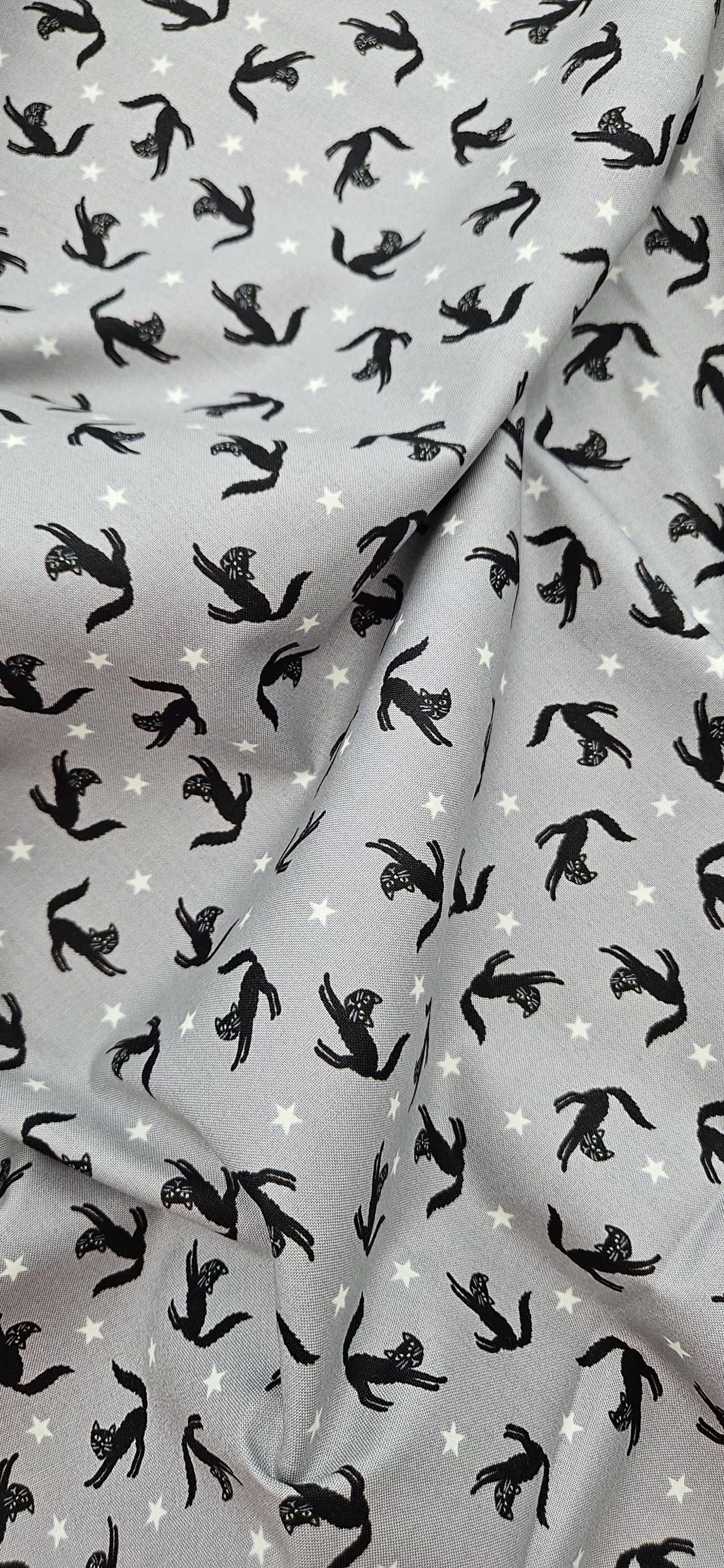 Lewis & Irene Transylvania Glow Collection – 5 Fabric Bundle | Halloween Cotton Fabric Pack