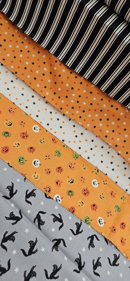 Lewis & Irene Transylvania Glow Collection – 5 Fabric Bundle | Halloween Cotton Fabric Pack